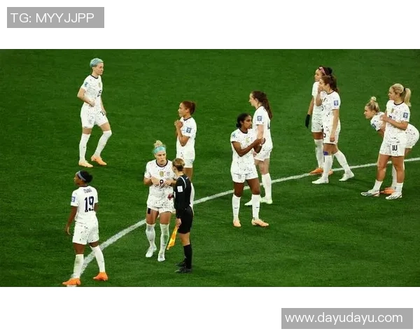 美国女足迎战海地女足力争胜利展现实力与团队精神